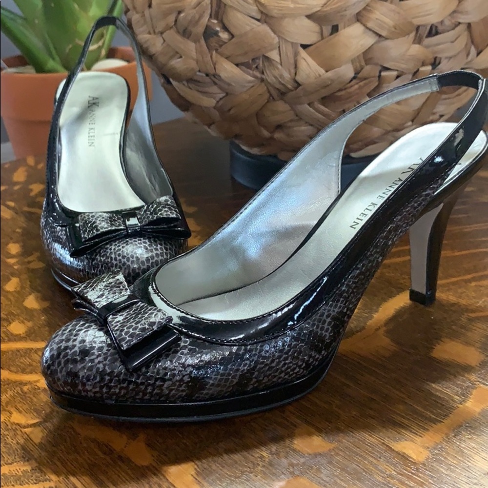 Anne Klein Whitley platform heels